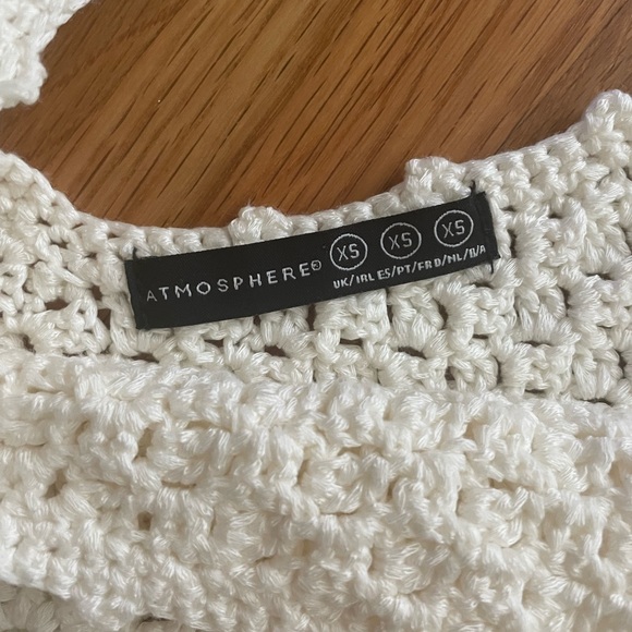 Crochet top with fringe - Picture 2 of 2